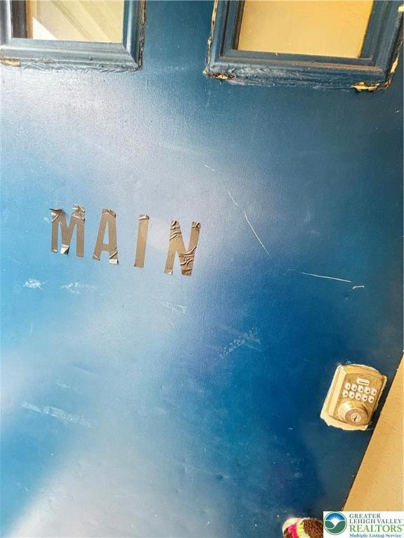 635 W Berwick St unit 2, Easton, PA 18042 - photo 2