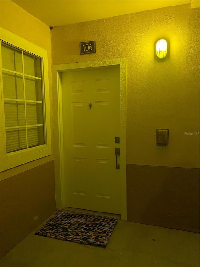 1010 Villagio Cir unit 106, Sarasota, FL 34237 - photo 3