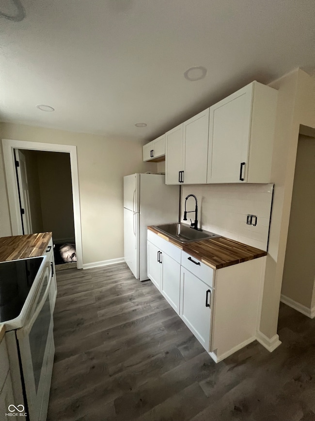 2522 E 16th St, Indianapolis, IN 46201 - photo 2