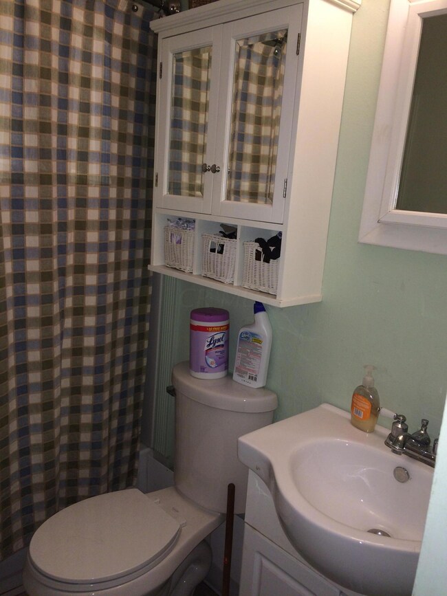 another view of bathroom