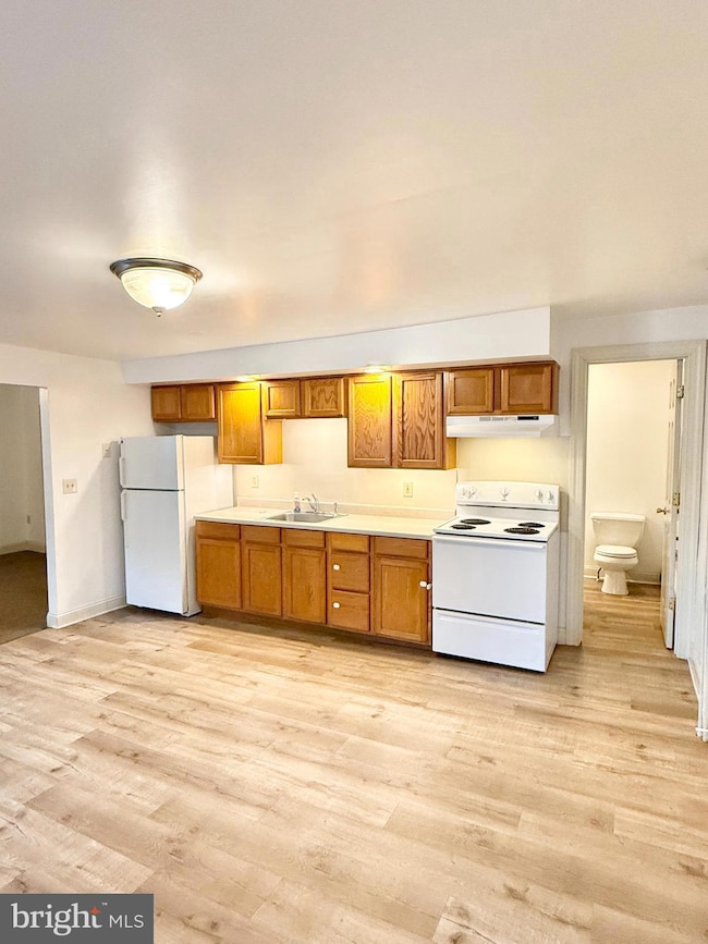 26 N Main St, Spring City, PA 19475 - photo 2