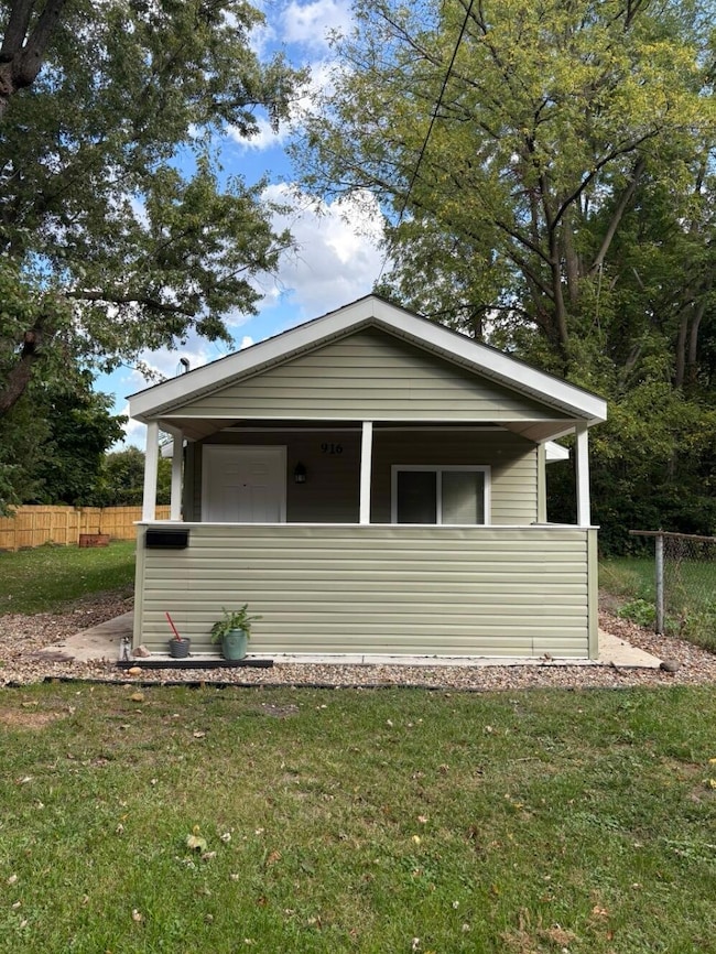 916 Hawley St, Kalamazoo, MI 49007 - photo 2