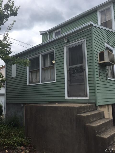 67 W Fairview St, Bethlehem, PA 18018 - photo 3