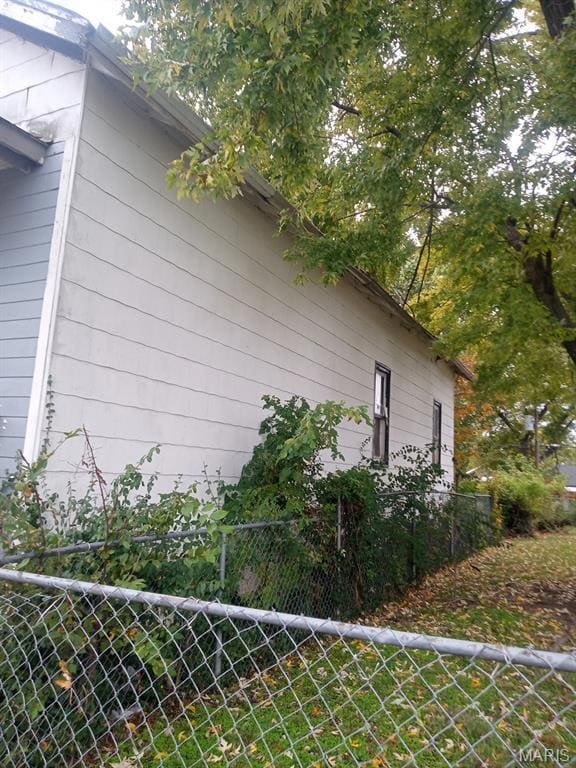 5950 Sherry Ave, Saint Louis, MO 63136 - photo 3