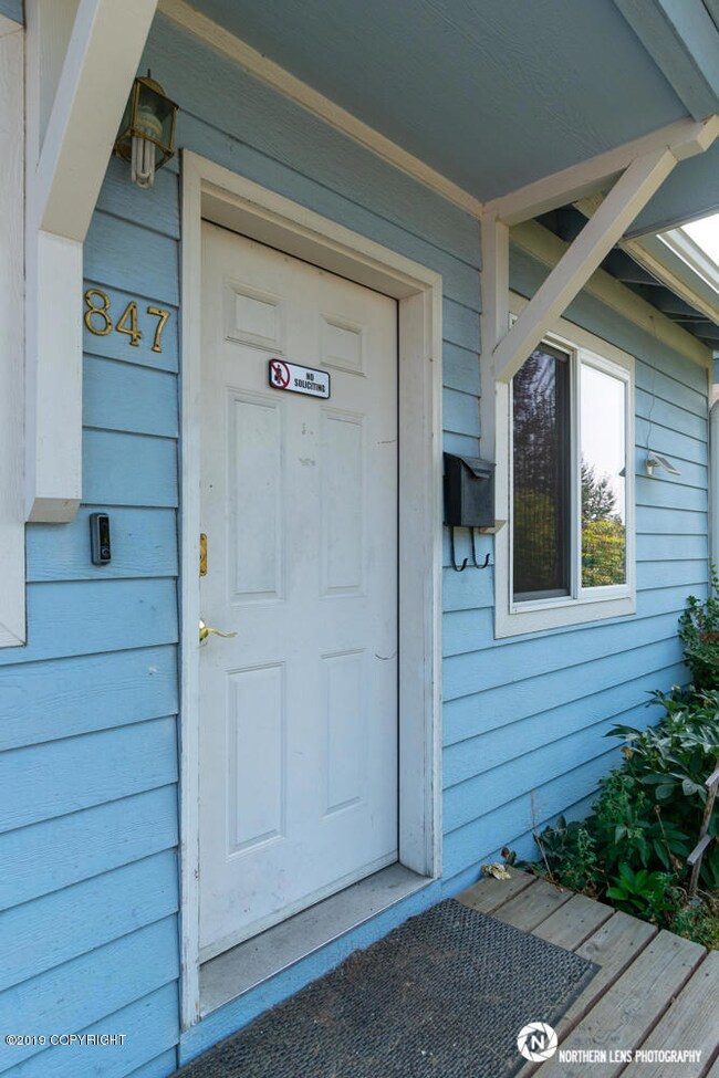 Exterior Entry