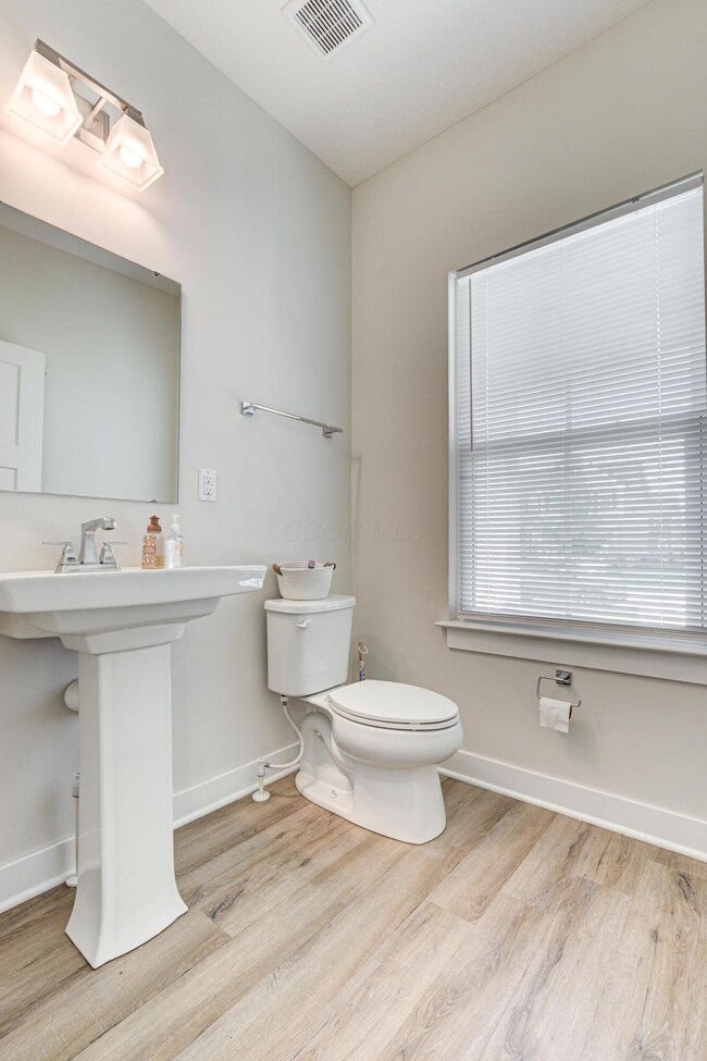 225 Messenger Way, Lewis Center, OH 43035 - photo 5