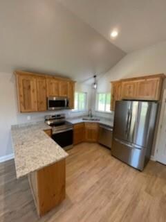 2205 Creekview Dr, Granbury, TX 76048 - photo 3