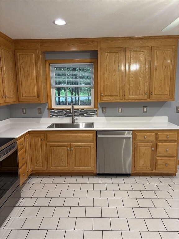 1 Leon Dr unit 1, Spencer, MA 01562 - photo 2