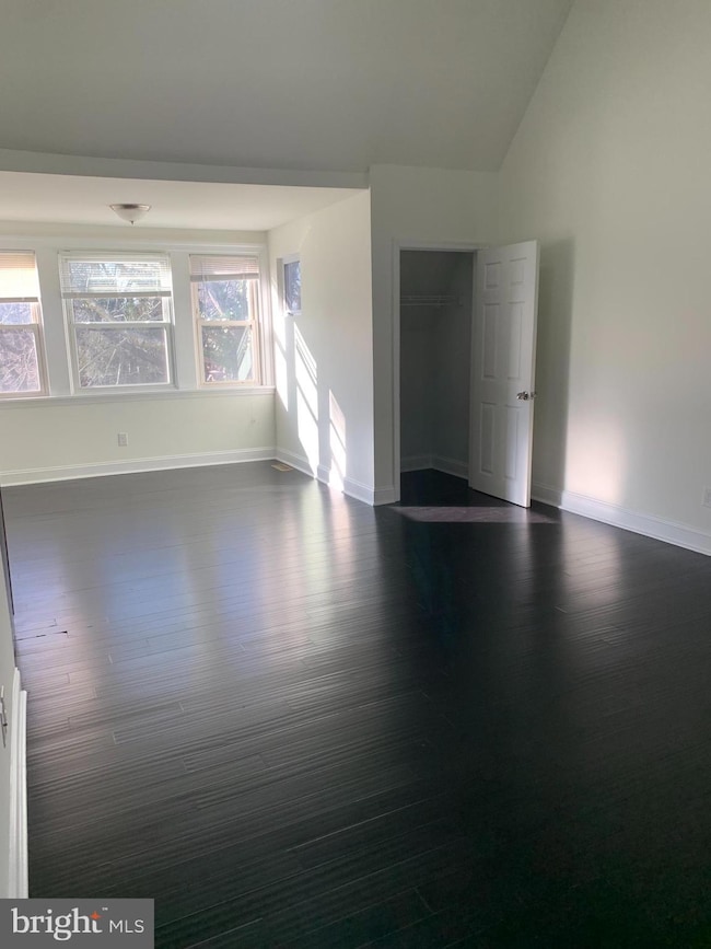 35 Windermere Ave unit 3RD FLOOR, Lansdowne, PA 19050 - photo 4