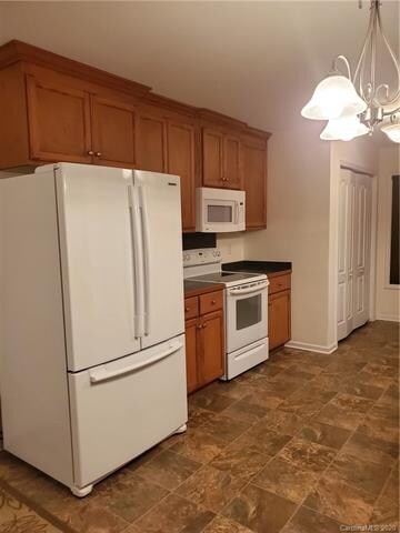 4048 Hereford Ln, Dallas, NC 28034 - photo 2