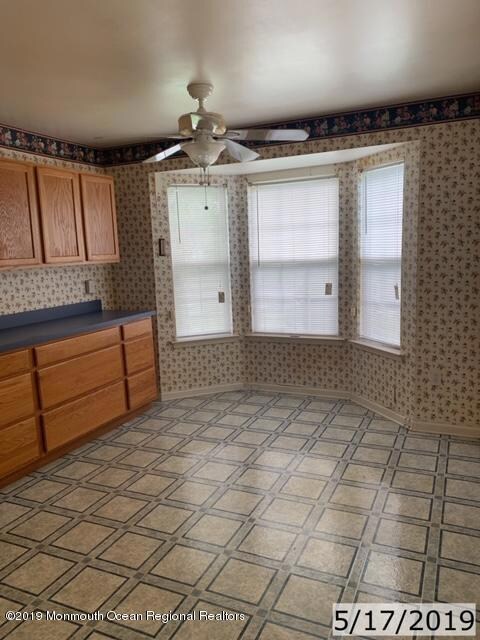 2414 Woodbine Ln, Toms River, NJ 08755 - photo 6