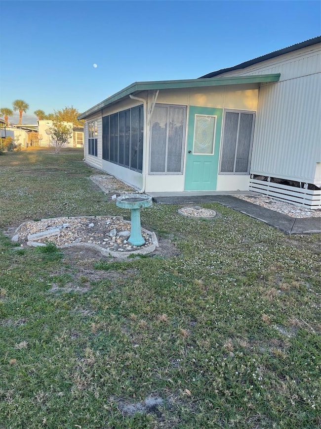 105 Saint Martins Way, Apollo Beach, FL 33572 - photo 2