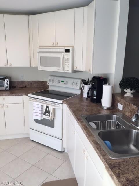 3025 Driftwood Way unit 3203, Naples, FL 34109 - photo 3