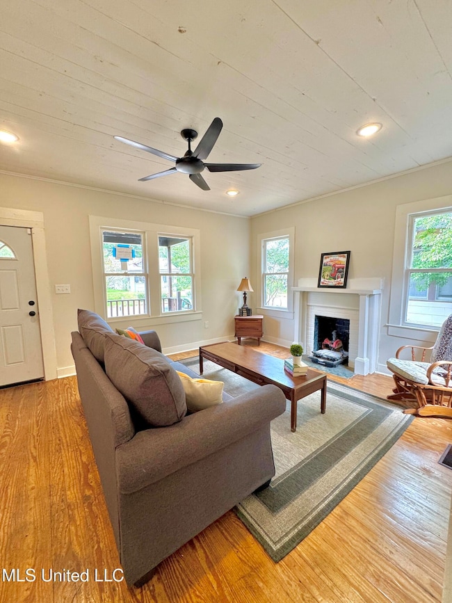 319 S 4th St, McComb, MS 39648 - photo 7