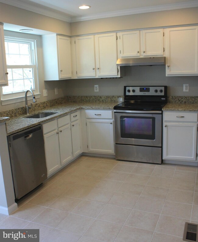 3664 Childress Terrace, Burtonsville, MD 20866 - photo 3