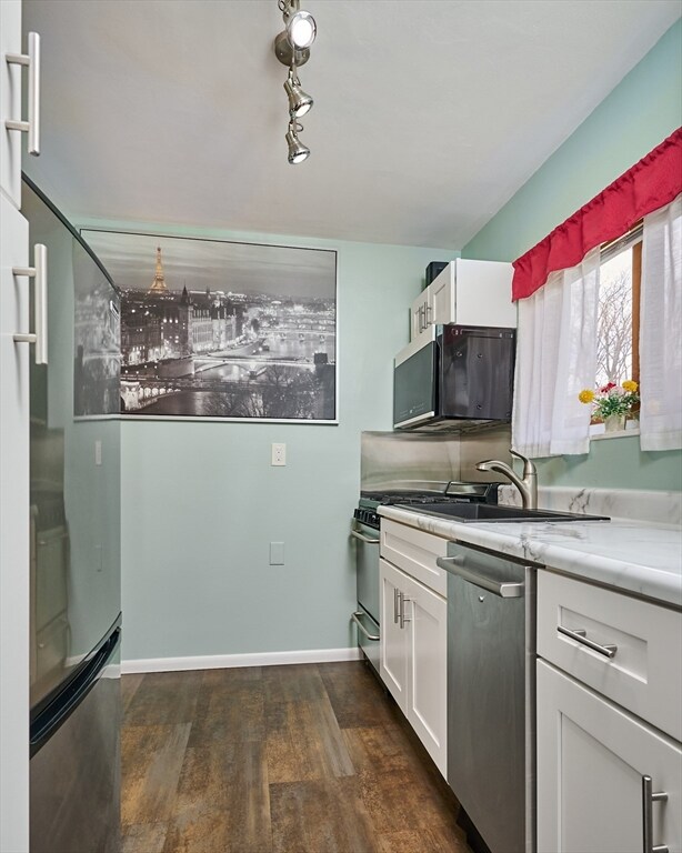77 Spaulding St unit 77, Amherst, MA 01002 - photo 5