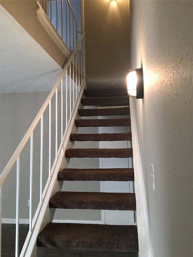 5625 Antoine Dr unit 901, Houston, TX 77091 - photo 5