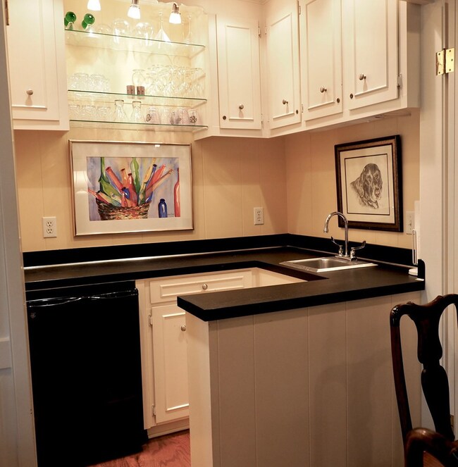 509 Westover Dr, McComb, MS 39648 - photo 7