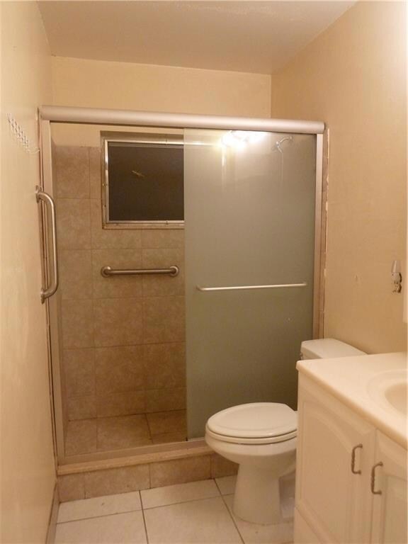 Primary Bathroom off Bedroom
