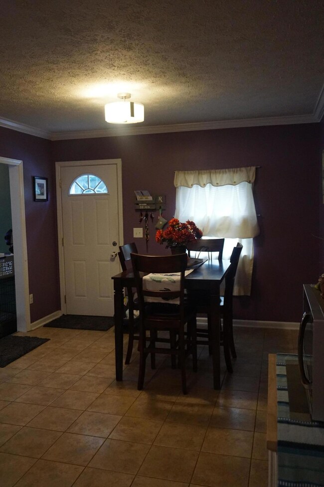 1518 Bell Ridge Rd, Johnson City, TN 37601 - photo 7