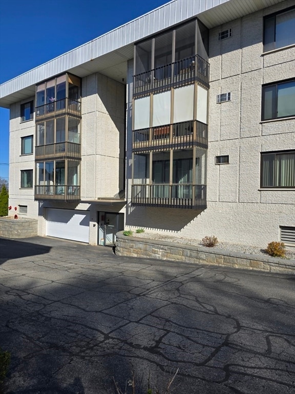 234 Nesmith St unit 15, Lowell, MA 01852 - photo 2