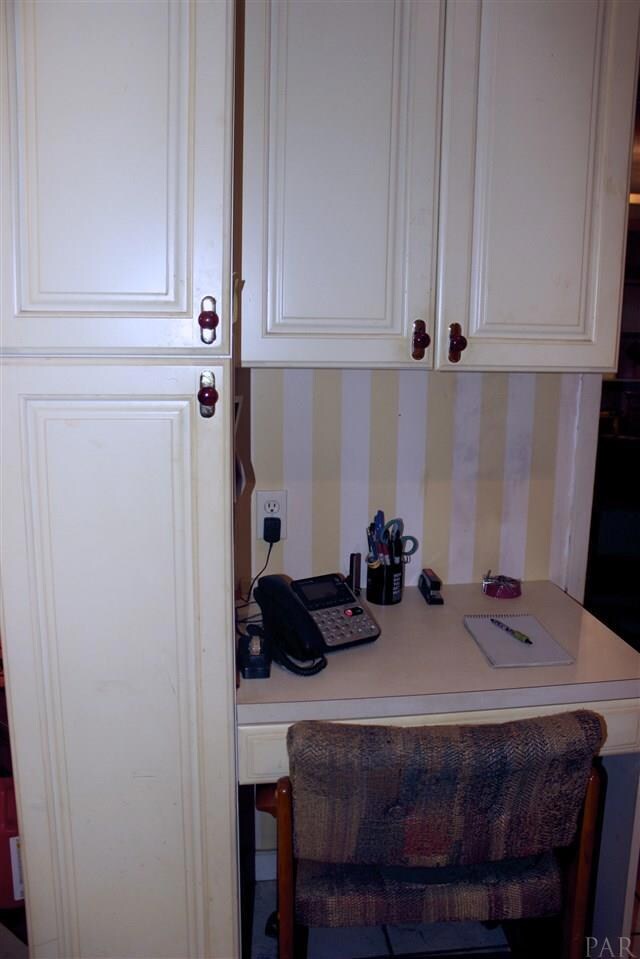 10231 Gallows Rd, Cantonment, FL 32533 - photo 5