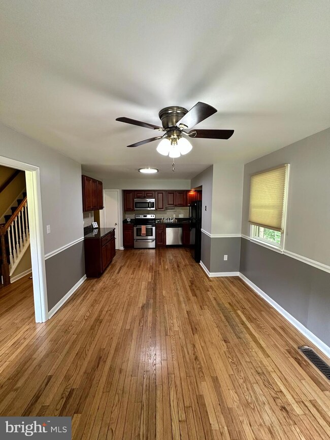 162 Bishop Dr, Chester, PA 19014 - photo 6