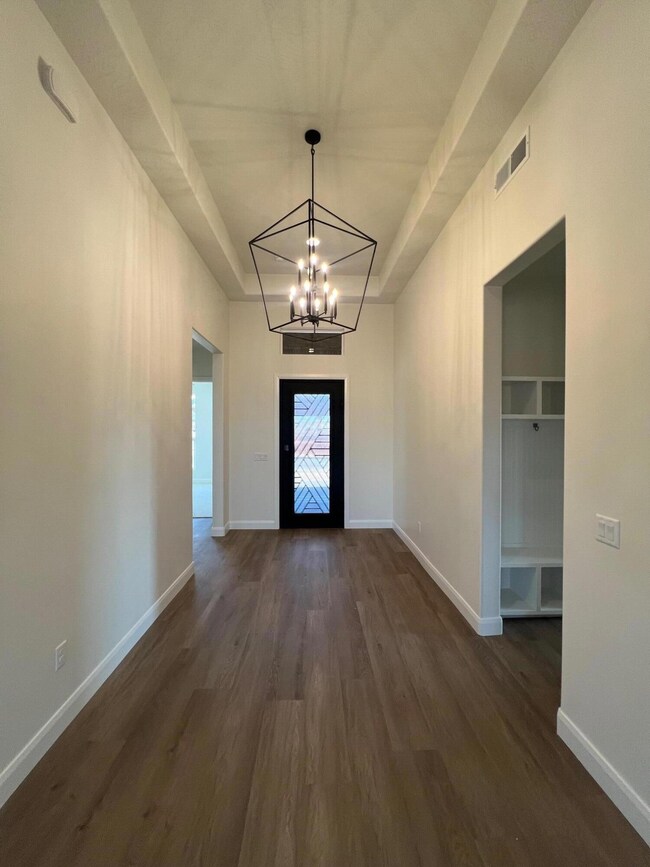 213 W United Way, Ivins, UT 84738 - photo 5