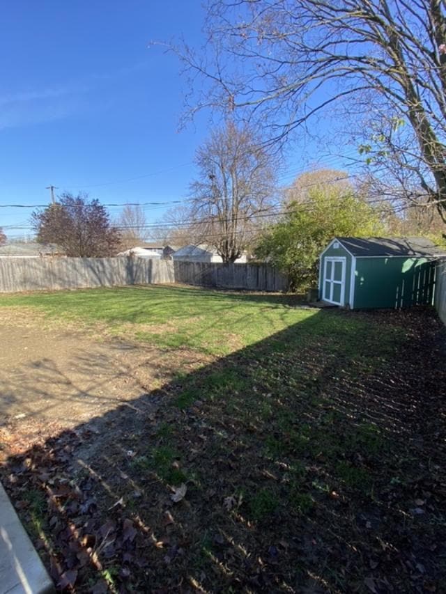 5318 Eisenhower Rd, Columbus, OH 43229 - photo 7