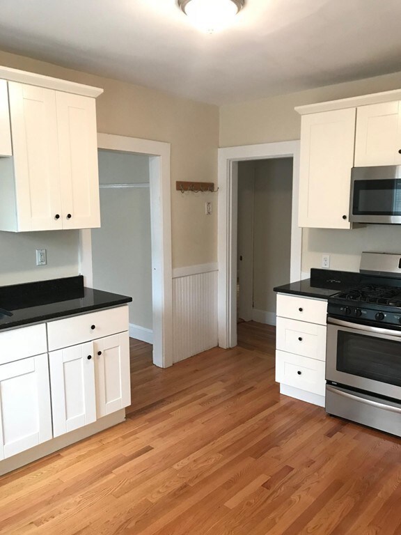 7 Granfield Ave unit 3, Roslindale, MA 02131 - photo 2