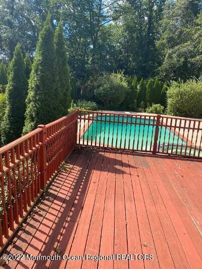 4 Ferris Ct, Oakhurst, NJ 07755 - photo 2