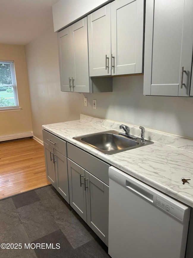 59 Stonehurst Blvd unit C, Freehold, NJ 07728 - photo 4