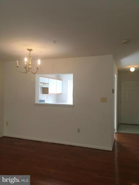 20305 Mill Pond Terrace, Germantown, MD 20876 - photo 4