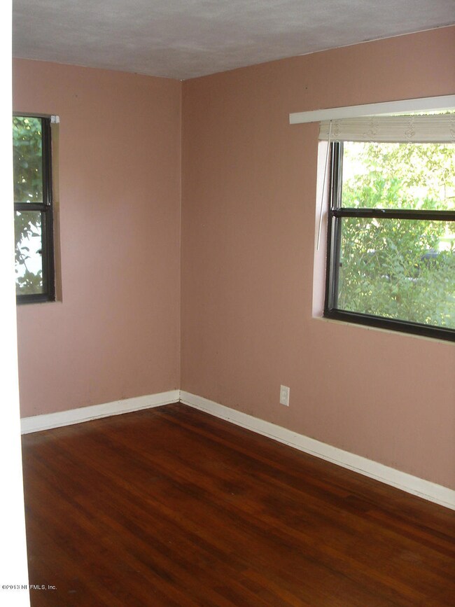 6716 Laralou Ct, Jacksonville, FL 32216 - photo 3