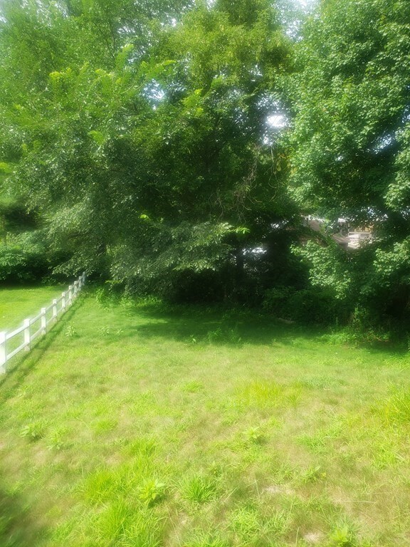 11 Dean Dr, Lowell, MA 01854 - photo 4