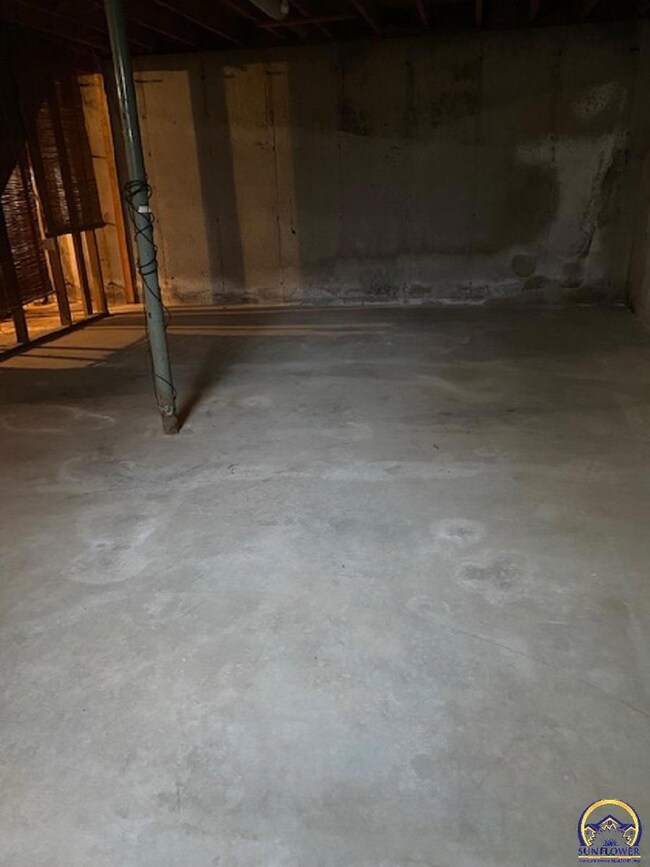 609 Pierce St, Maple Hill, KS 66507 - photo 7