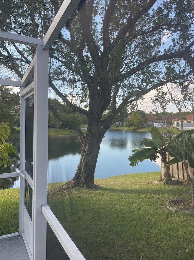 139 NW 72nd Ave, Plantation, FL 33317 - photo 4