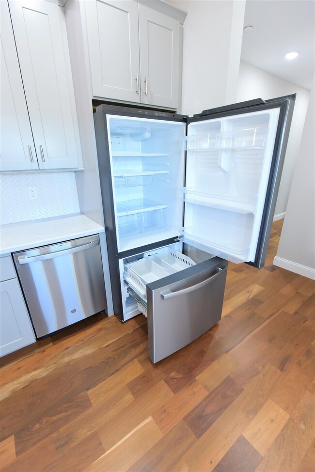 92 Stegman St, Jersey City, NJ 07305 - photo 6