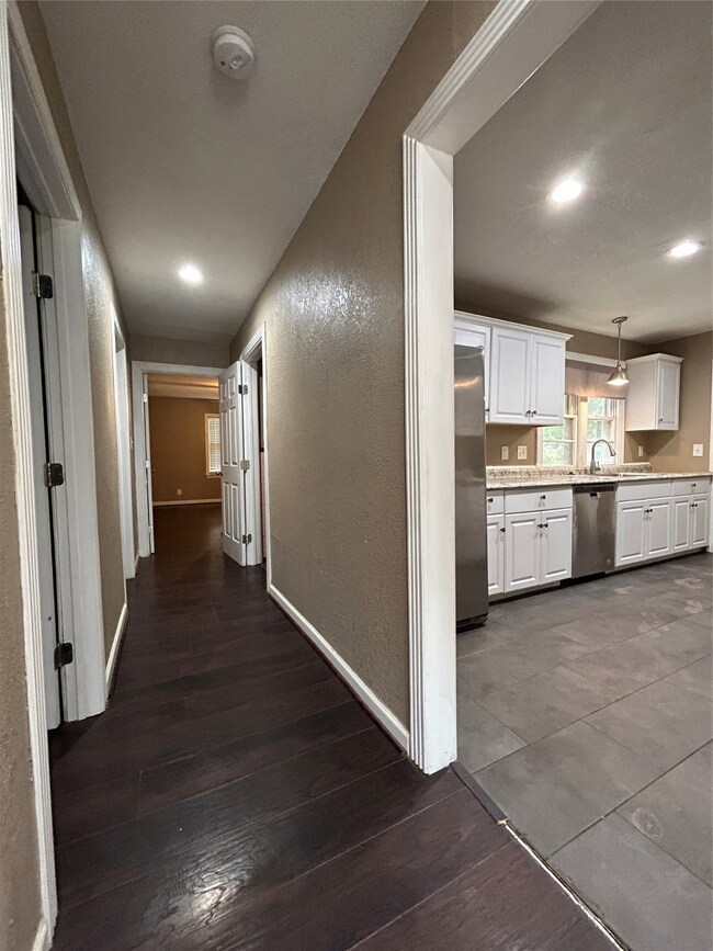 1305 Elm St, Richmond, TX 77469 - photo 7