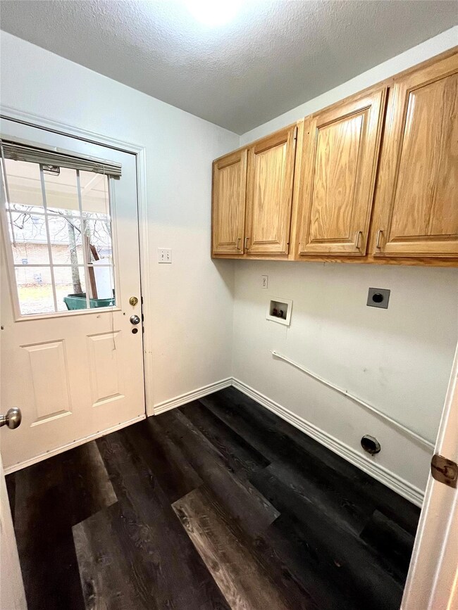 505 W Walnut St, Celina, TX 75009 - photo 7