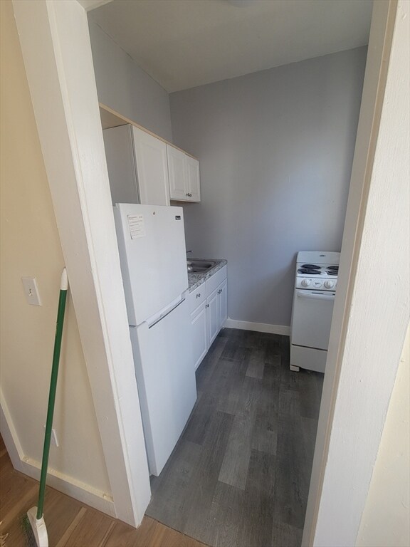 57 Vine St unit 9, Lynn, MA 01905 - photo 2