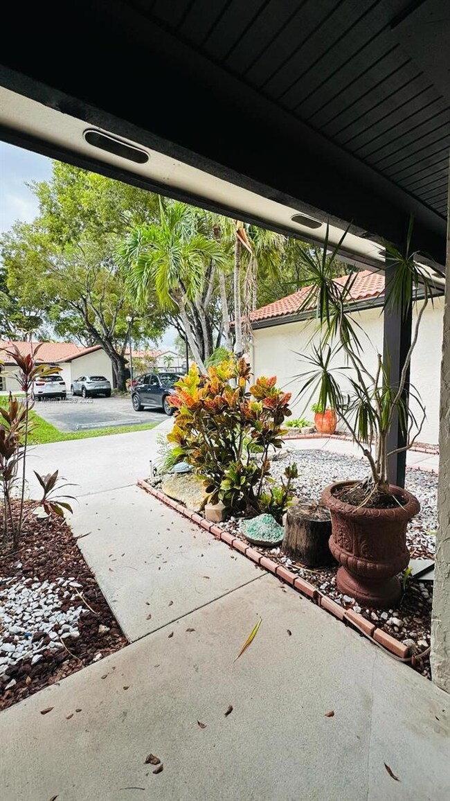 15210 SW 48th Terrace unit G83, Miami, FL 33185 - photo 7