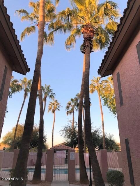 1075 Chandler #112