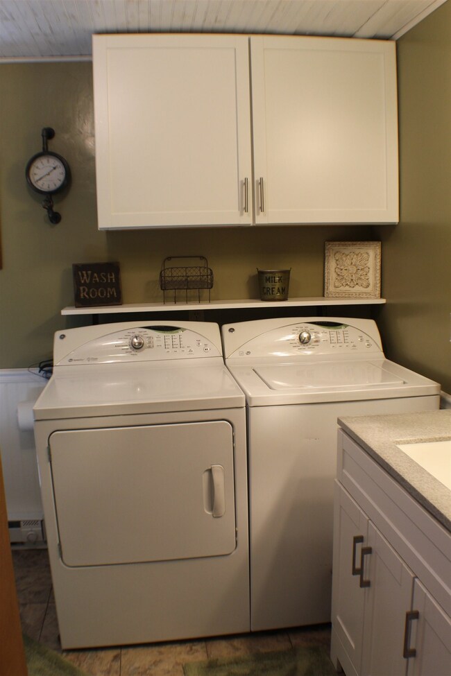 3749 S 300 W, Wabash, IN 46992 - photo 3