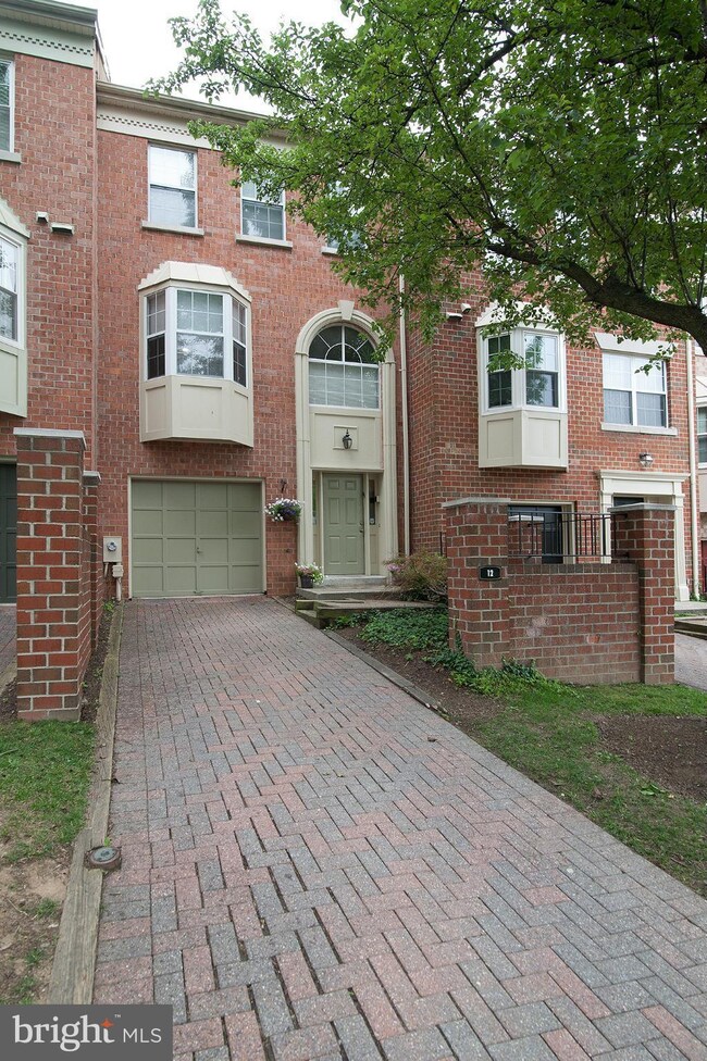 12 Championship Ct, Owings Mills, MD 21117 - photo 3