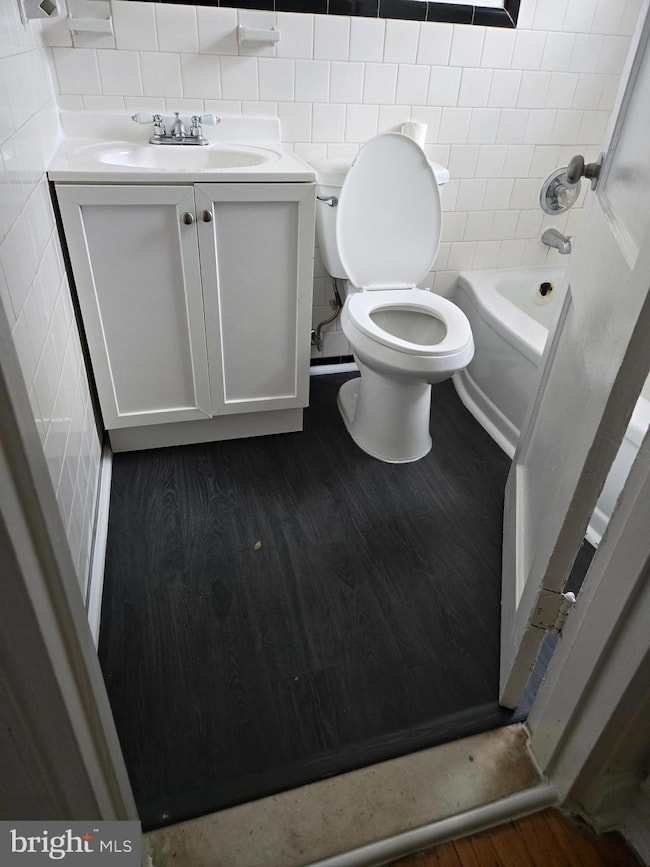 7011 Fieldcrest Rd, Baltimore, MD 21215 - photo 2