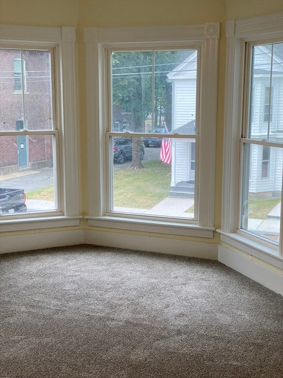 119 Elm St unit 1, Amesbury, MA 01913 - photo 5