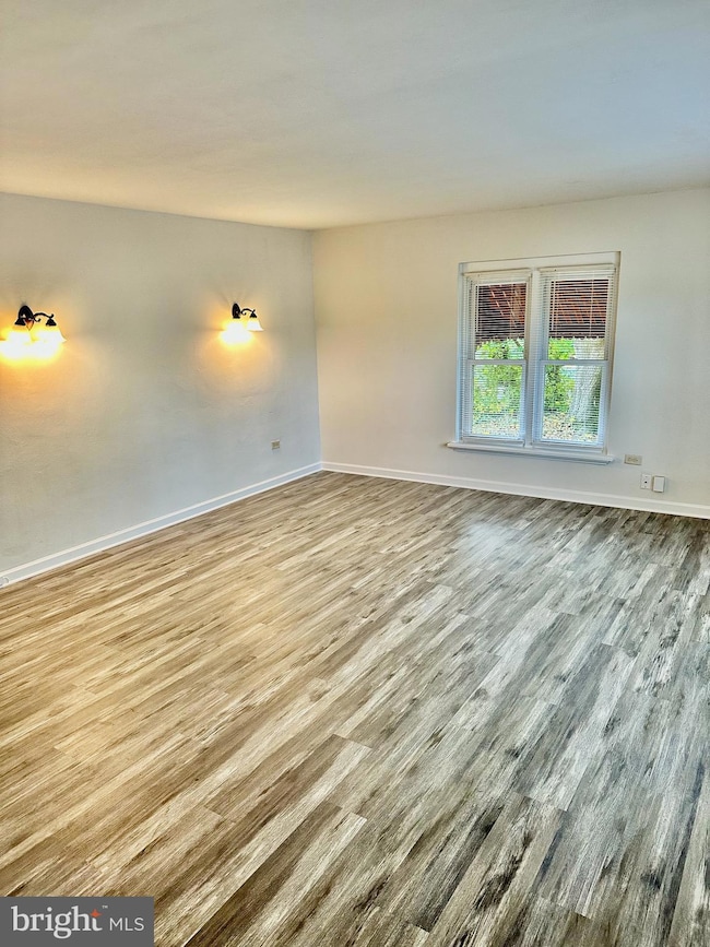 602 E Maple St, Lebanon, PA 17046 - photo 2