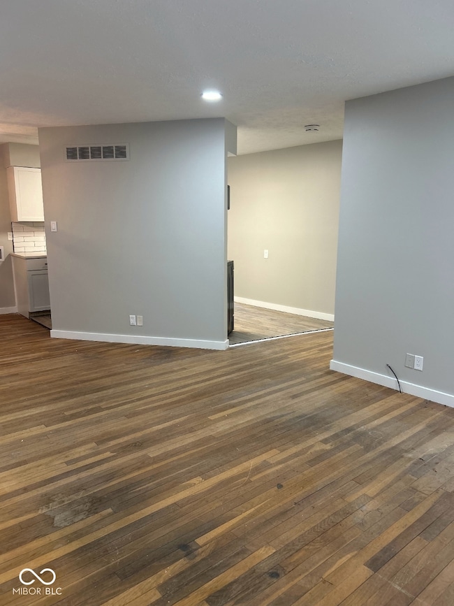 4617 N Kenmore Rd, Indianapolis, IN 46226 - photo 3