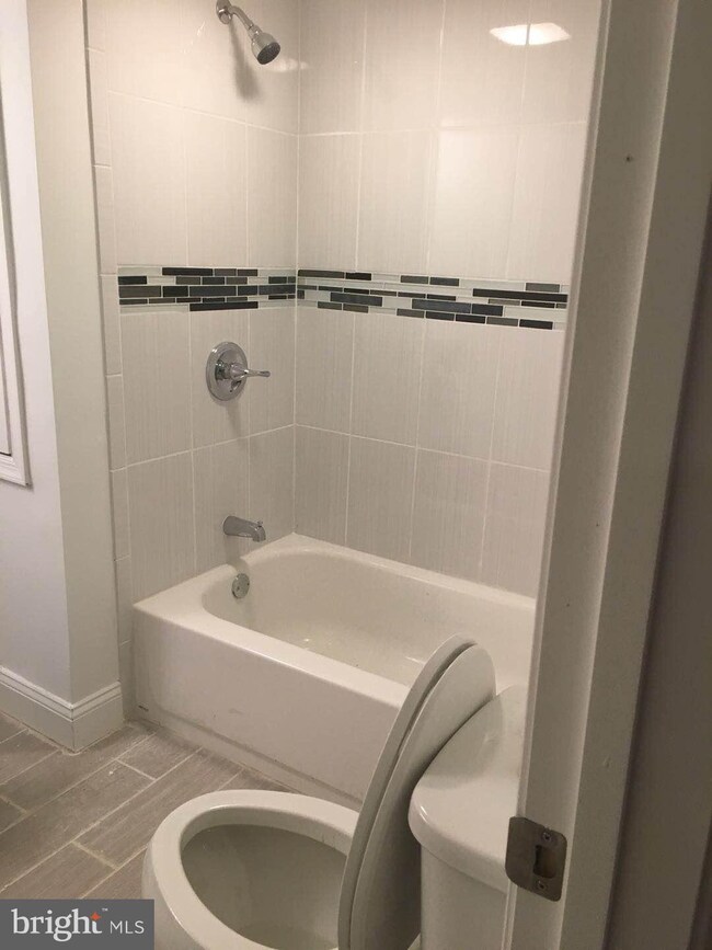 6001 89th Ave, New Carrollton, MD 20784 - photo 7